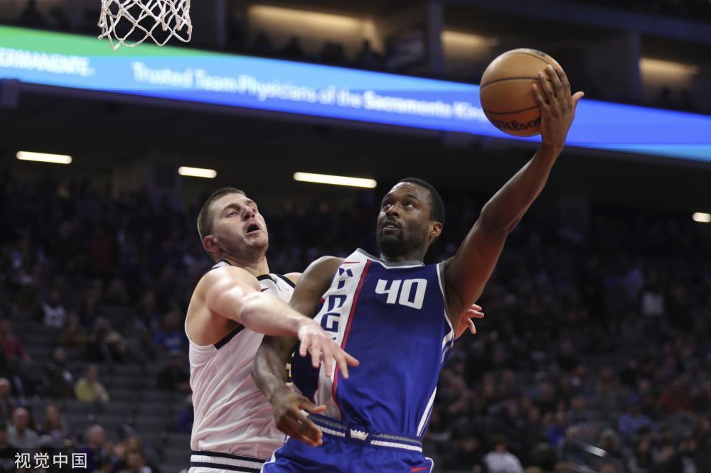 一支在上半 一支在上半